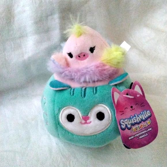 Squishville Squishmallow Elda The Ostrich In Santiago the Squirrel Vehicle Plush - Picture 1 of 5